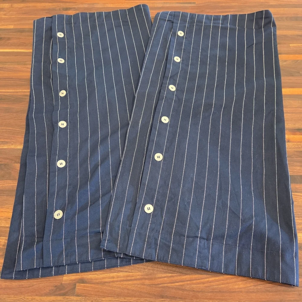 Lauren Ralph Lauren Blue Pinstripe Button Throw Pillowcases Lot Of 2 28x28